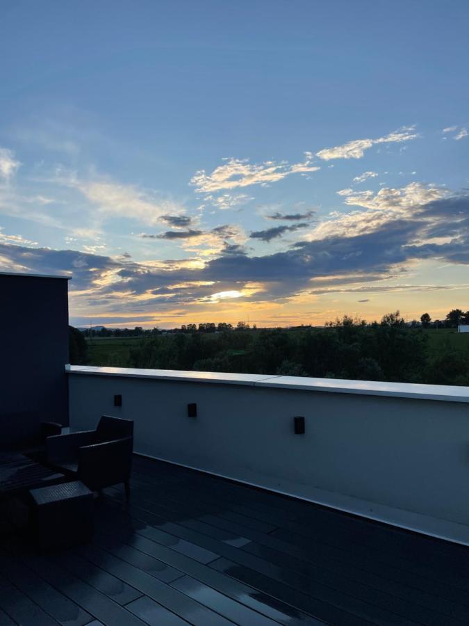 Apartament Na Letniej Z Duzym Tarasem Z Widokiem Na Gory Kłodzko Εξωτερικό φωτογραφία